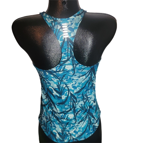 Under Armour Blue Camouflage Patterned Racerback Tank Top S - Picture 5 of 6